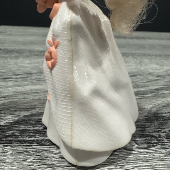 McDonald’s | Barbie: Romantic Bride Barbie (1992) - Vintage Happy Meal Toy - Picture 9 of 11